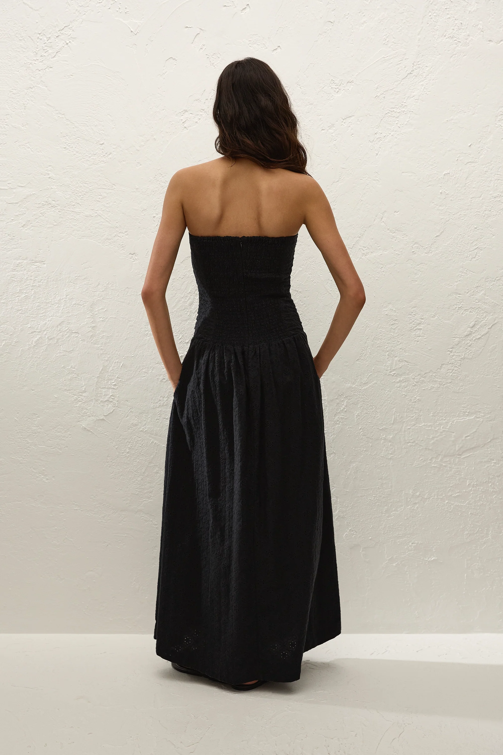 Lia Maxi Dress Valentina Broderie Black - Final Sale - Image 7