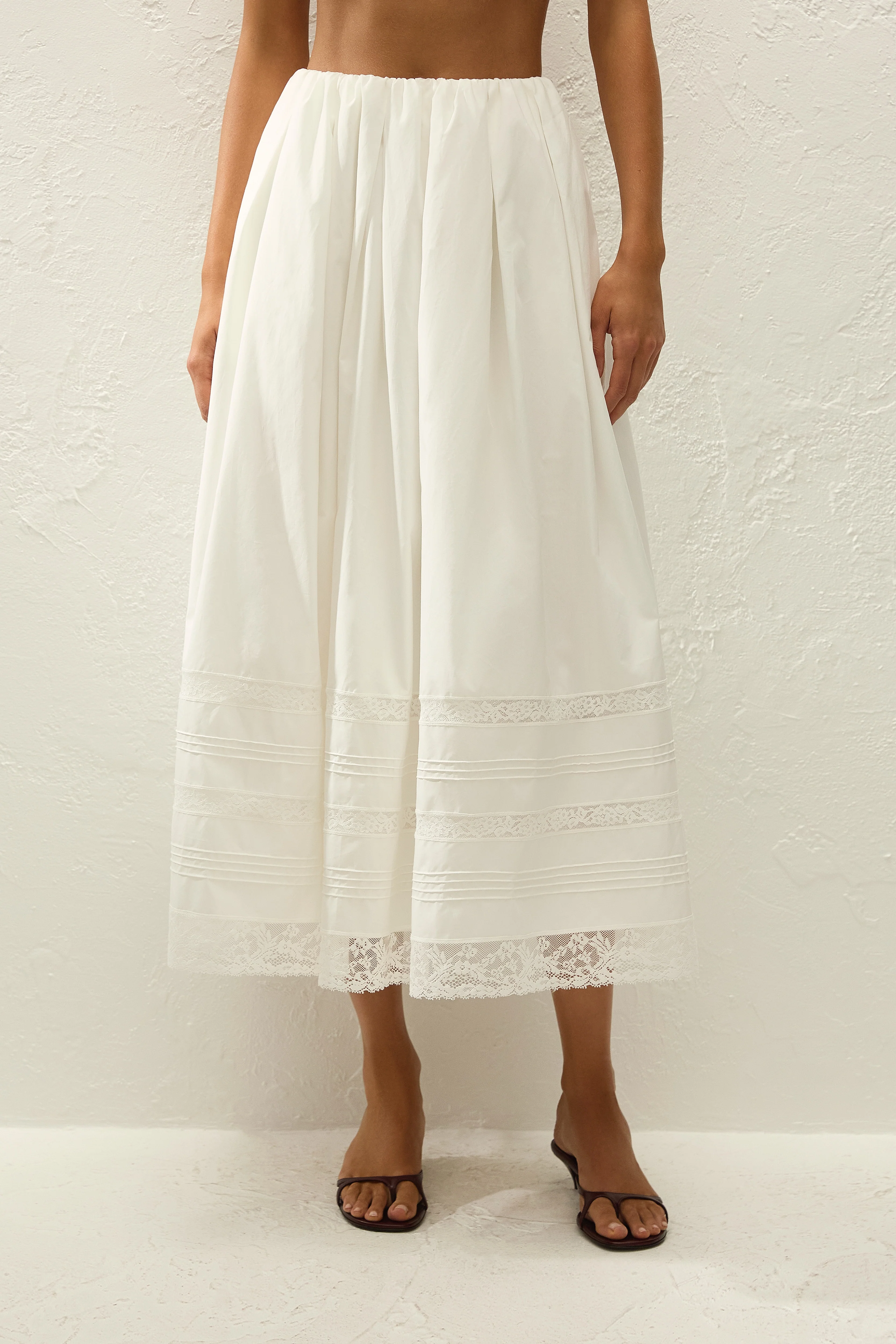 Lyon Midi Skirt Ixora Lace White - Image 2