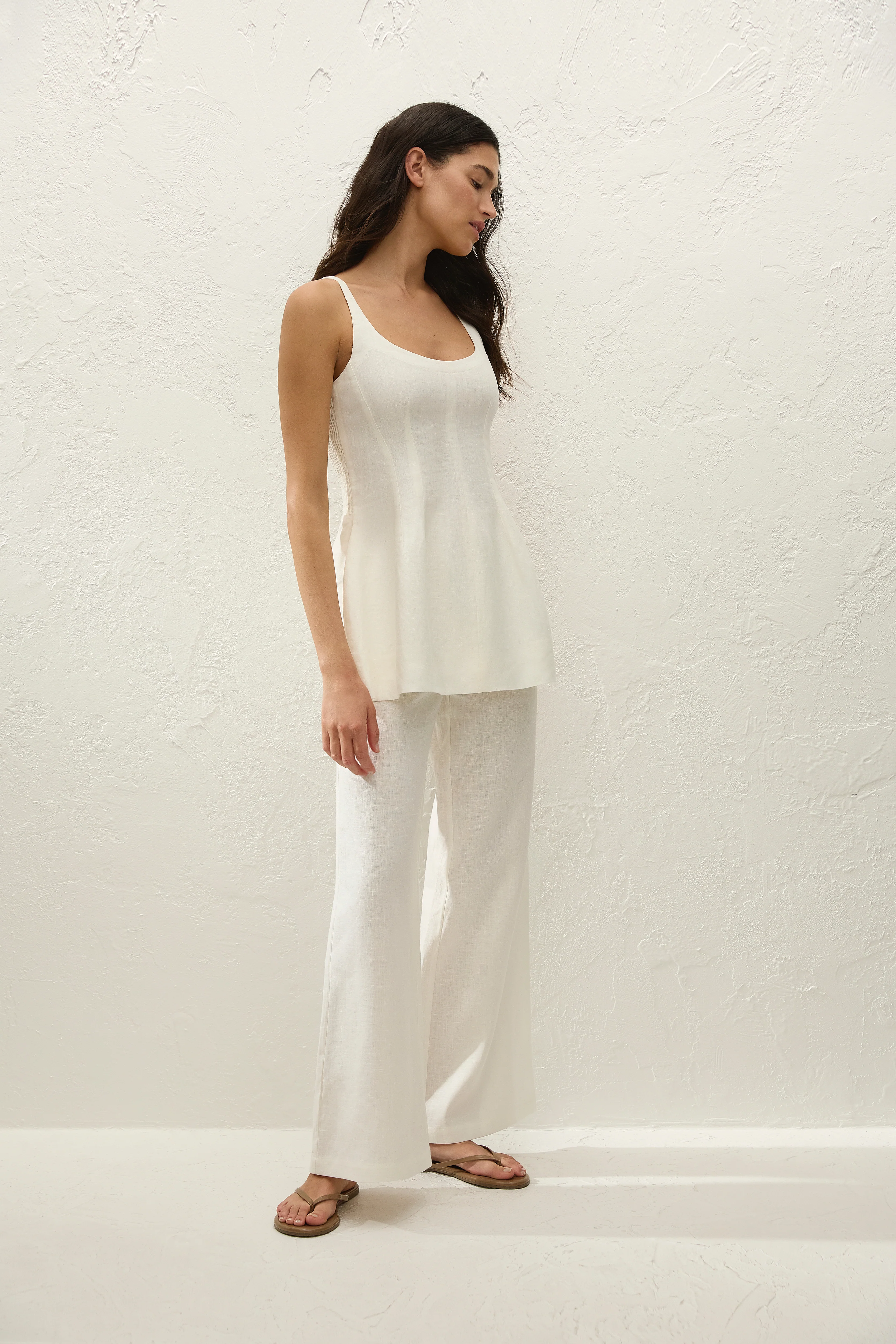 Syna Top White - Final Sale - Image 3
